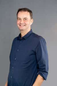 Das Foto zeigt Stephan Becker von Hypnoseinstitut Köln